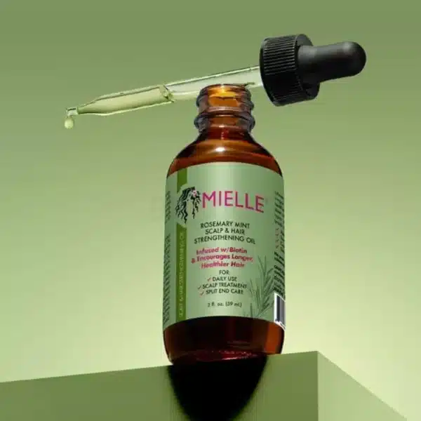 Mielle Rosemary Mint Scalp & Hair Strengthening Oil - Image 2